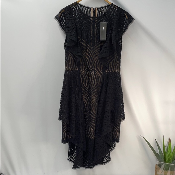 BCBGMaxAzria Dresses & Skirts - BCBG MAX AZRIA SLEEVELESS BLACK TIERED LACE COCKTAIL DRESS FTL-03-118
